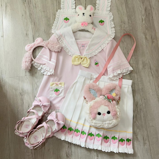 Original and genuine skirt - Strawberry Uniform 3.0 set with normal sleeves and cute strawberry embroidery.