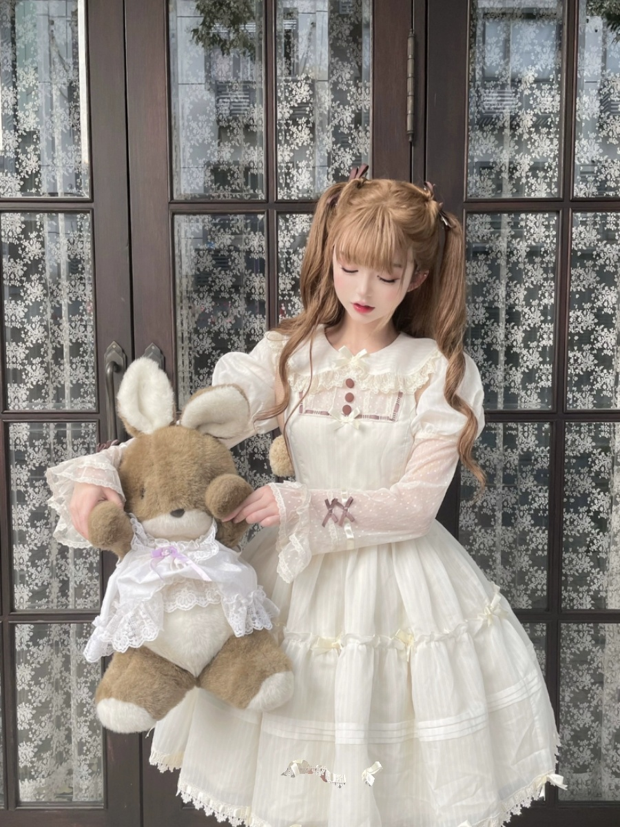 Original and genuine Lolita "Little Angel" lolita costume.