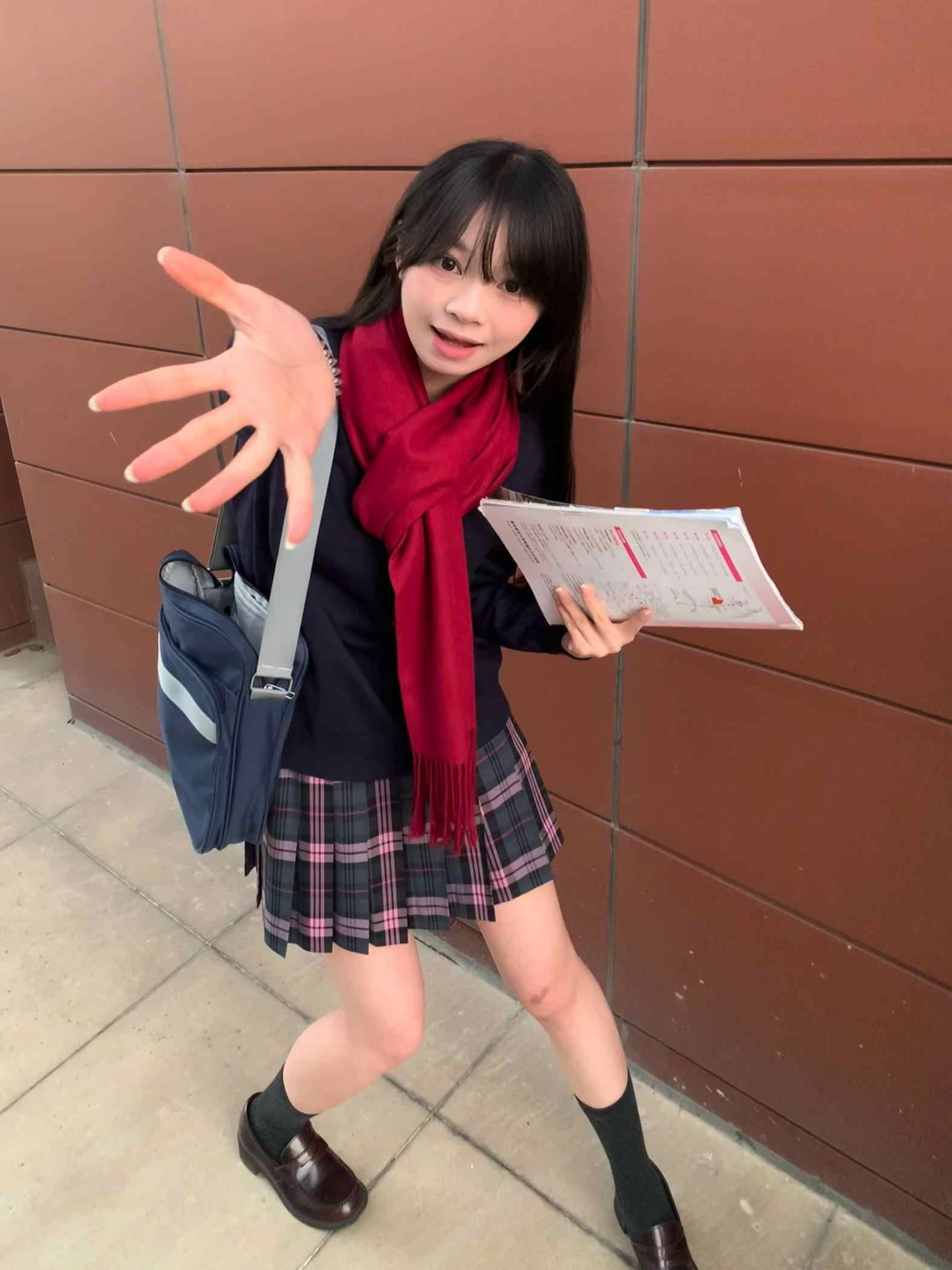 JK uniform skirt, Japanese school-uniform-feeling plaid skirt, half skirt, pleated skirt for autumn and winter, in academic style.