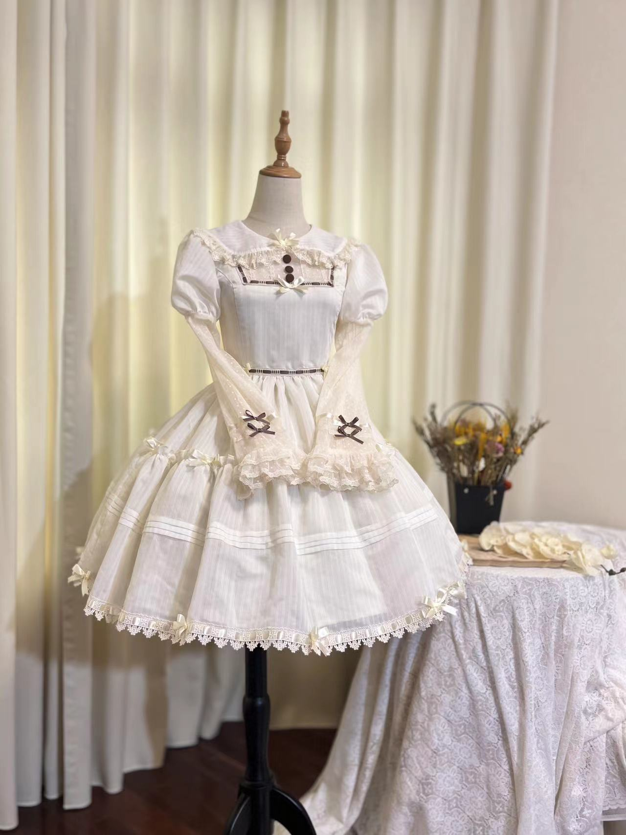 Original and genuine Lolita "Little Angel" lolita costume.